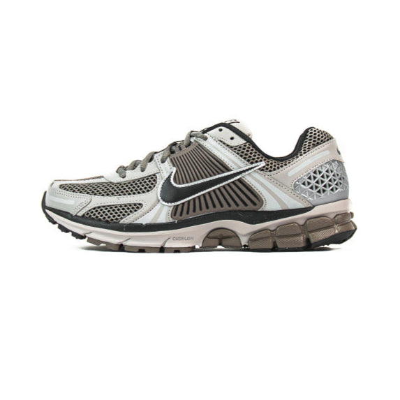 Zoom Vomero 5 (College Grey/Black-Cave Stone)