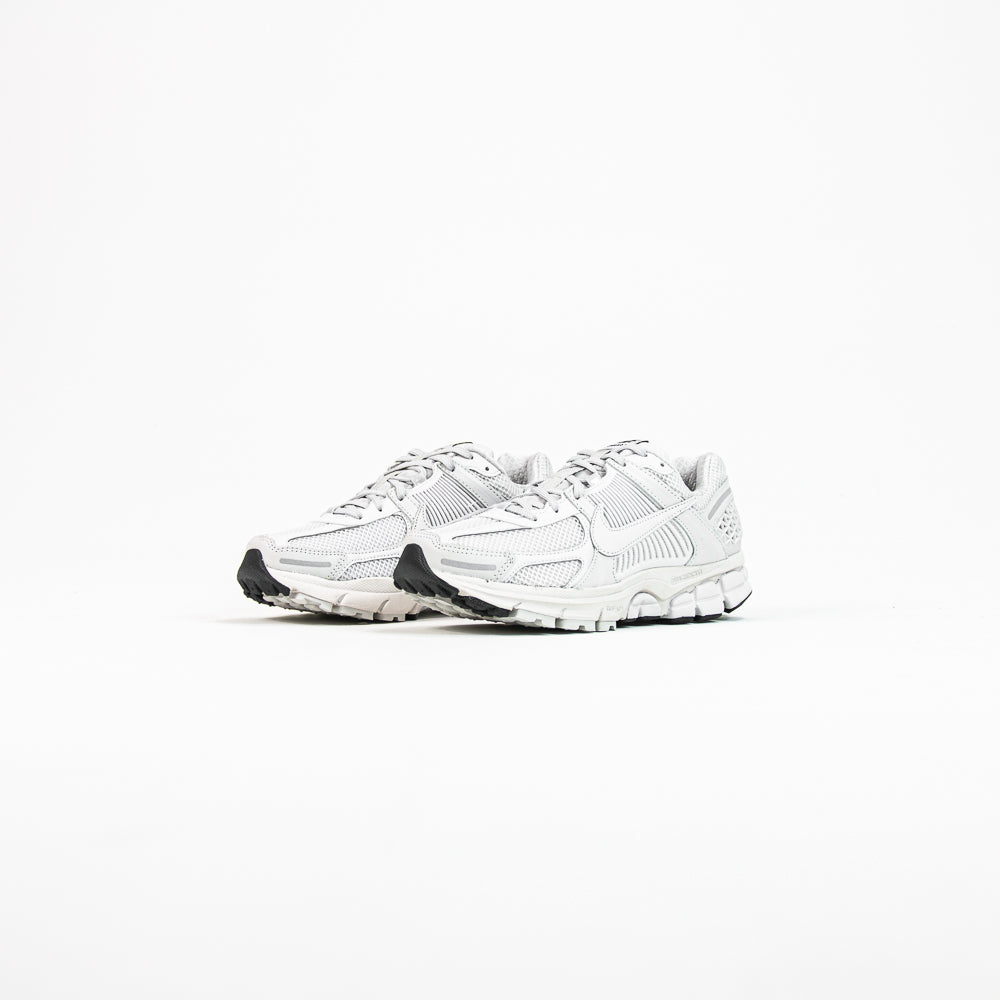 Zoom Vomero 5 (White/Vast Grey-Black-Sail)
