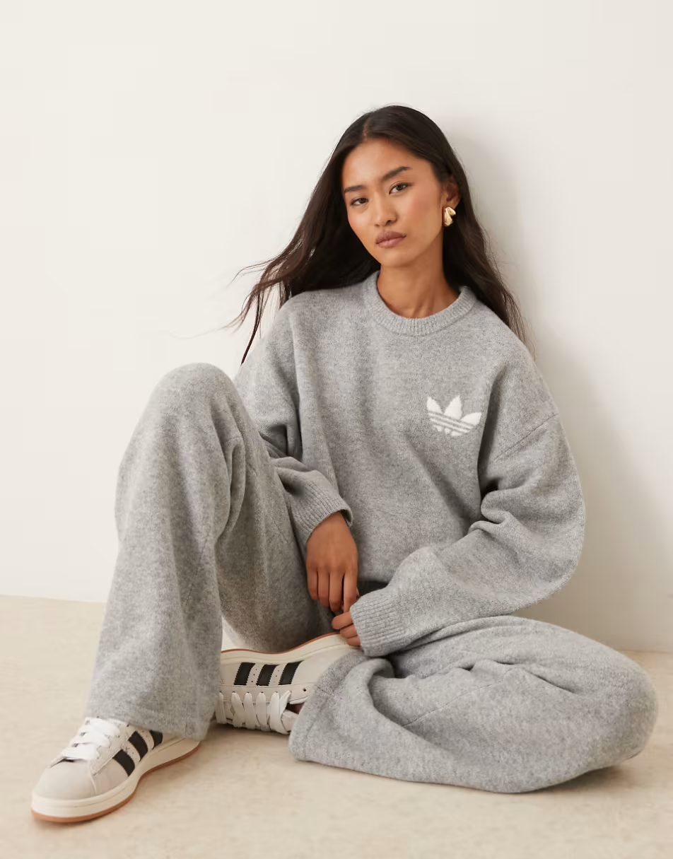 Sweat Crew Trefoil Knit Gris